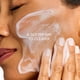 thumbnail image 2 of Limpiador facial NEOSTRATA Restore PHA hidratante 200 ml, 2 of 9