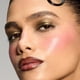 thumbnail image 3 of Set de Maquillaje r.e.m. beauty por Ariana Grande Wicked: For Good, 3 of 7