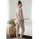 thumbnail image 5 of Pijama Franela Mujer Estampado Flor de Loto Beige beige M, 5 of 8