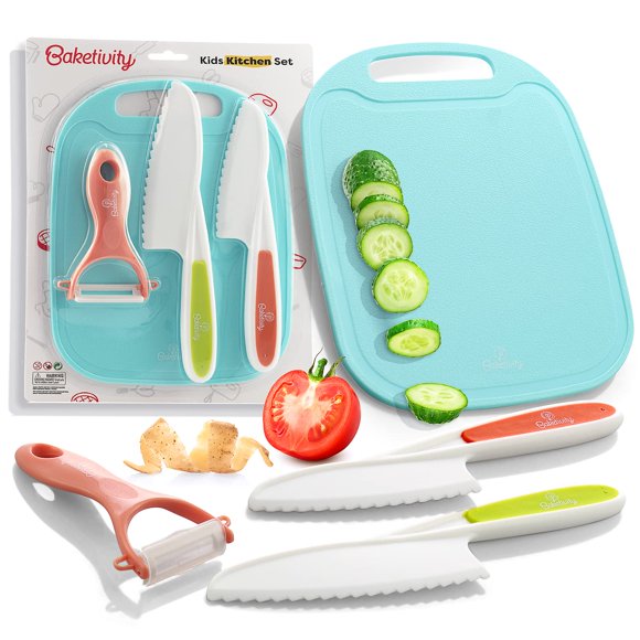 Set de cuchillos Baketivity con tabla de cortar y pelador