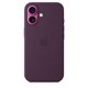 thumbnail image 3 of Funda para teléfono Apple iPhone 16 de silicona con MagSafe Plum, 3 of 5