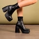 thumbnail image 2 of Bota Mujer Negro Danella Chinitown, 2 of 6