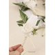 thumbnail image 3 of Boutonniere Yelinart, color rosa marfil, para novio y hombre, 3 of 6