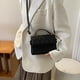 thumbnail image 5 of Cartera De Dama 20x7.5x15cm Con Diseño Cadena Elegante, 5 of 6