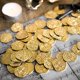 thumbnail image 3 of Réplica de doblón español dorado de Beverly Oaks de Pirate Coins x50, 3 of 5