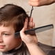 thumbnail image 3 of Peine profesional para peluquería, antiestático, resistente al calor, para todo tipo de cabello, con dientes finos y anchos., 3 of 8