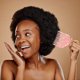 thumbnail image 2 of Peine de dientes anchos para cabello afro, herramienta de peinado para hombres y mujeres, plástico 1 PC rosa, 2 of 6