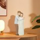 thumbnail image 3 of Figura Simbólica de Madre y Hijo Adulto - Estatua para Regalo, 3 of 7