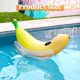 thumbnail image 5 of Divertida fiesta en la piscina con flotador inflable en forma de banana, 5 of 7