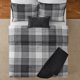 thumbnail image 2 of Juego de Cama Mainstays FullQueen 5 Piezas Plaid Gris, 2 of 3