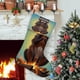 thumbnail image 1 of Mapache Tema: Calcetines de Navidad, fino lino blanco para colgar en escaleras y chimenea, decoración navideña para el hogar, regalo de Navidad. 45cm × 32cm, 1 of 5