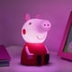 thumbnail image 3 of Lámpara con forma de figura de Peppa Pig de Paladone con luz nocturna y sonido para niños, 3 of 7