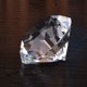 thumbnail image 5 of Escultura Adwikoso Diamante de Cristal 100 mm con Soporte, 5 of 6