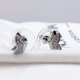 thumbnail image 4 of Aros Apegados, Mariposa, Circonita Pavé, Regalo Mujer Plateado, 4 of 9