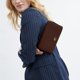 thumbnail image 2 of Bolso Coach Mila B4/Maple 21 cm, 2 of 6