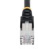 thumbnail image 4 of Cable Ethernet Cat6a StarTech 15 m sin enredos LSZH (negro), 4 of 5