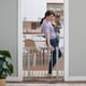 thumbnail image 3 of Barrera Safety 1st a Presiaan para Puertas, 3 of 3