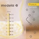 thumbnail image 3 of Bolsas de almacenamiento de leche materna Medela Easy Pour, 210 ml, 100 unidades, 3 of 3
