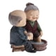 thumbnail image 2 of resina figurita pareja de ancianos felices antigua vida edad lavado de pies decoración para el hogar, 2 of 5