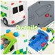 thumbnail image 5 of Ambulance Toy Auspint Ambulance Ambulance alimentado por fricción con luces, 5 of 7