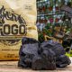 thumbnail image 5 of Bolsa de roble Charcoal FOGO Super Premium de 8 kg para asar y ahumar, 5 of 6