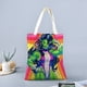 thumbnail image 2 of Cartera de Tela Desmarcar She-Hulk 35 x 40 cm, 2 of 6