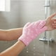 thumbnail image 2 of Guante De Ducha Exfoliante rosa claro Borrar, 2 of 2