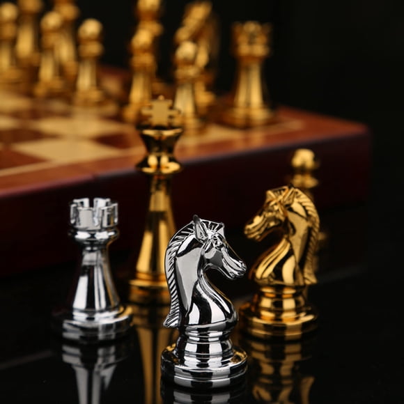 Set de piezas de ajedrez ziphia de metal 6,6 cm con reinas extra