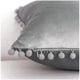 thumbnail image 3 of Pack De 02 Fundas De Cojín De Terciopelo Con Pompon 45x45 Gris, 3 of 3