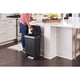 thumbnail image 5 of Bote de basura Rubbermaid Premier Series III Step-On, 49 L, color carbón, 5 of 6