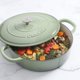 thumbnail image 5 of Braiser Crock-Pot de hierro fundido esmaltado artesanal, 5 litros con tapa, color pistacho, 5 of 6