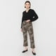 thumbnail image 4 of Pantalón Mujer Flare Crop Print Animal Print Corona, 4 of 5