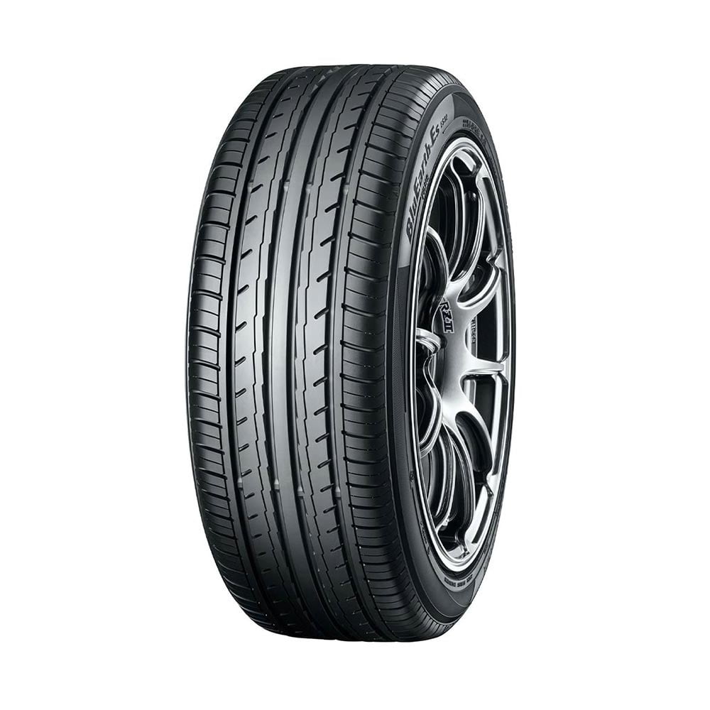 Yokohama - Neumatico 215/60r17 Es32 96h Tl