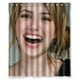 thumbnail image 1 of Atractiva cortina de ducha de Emma Roberts, juego de cortina de baño con ganchos, tamaño 60 x 72 pulgadas, 1 of 3