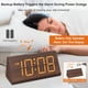 thumbnail image 3 of Despertador Digital de Madera DreamSky con Números Grandes y Puerto de Carga USB, 3 of 7