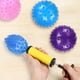 thumbnail image 4 of Pelota Bounce LOVEINUSA Sensory, 12 unidades con juego de bomba de aire, 12 cm, 4 of 6