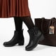thumbnail image 3 of Botín Mujer Urbano Taco Bajo L3500-12, 3 of 7