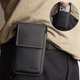 thumbnail image 2 of Funda para celular topstache L negro con cierre magnético, 2 of 5