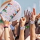 thumbnail image 2 of Juego de 16 pulseras de la amistad inspiradas en Taylor Swift, inspiradas en cantantes, para mujeres, regalos para amantes de la música, joyas, regalos para fans de Swiftie., 2 of 6