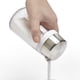 thumbnail image 4 of Dispensador de azúcar OXO Good Grips de plástico con capacidad de 270 ml, 4 of 7