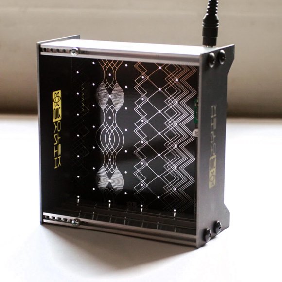Caja Eurorack Synthrotek EcoSkiff 24HP con alimentación de 12V