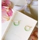 thumbnail image 2 of Argollas Huggies Chapadas En Oro 18k Verde Musgo Fairy, 2 of 3