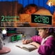 thumbnail image 3 of Despertador digital para dormitorio, pantalla LED de 7'' con espejo, 2 niveles de brillo, 12/24 h, temperatura, fecha, luz nocturna, función de repetición, carga por USB y funciona con pilas (verde), 3 of 5