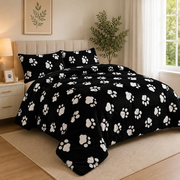 Cubrecama de Invierno Plush con Chiporro 2 Plazas Color Negro Patitas  RS1003