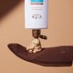 thumbnail image 4 of Manopla de Bronceado de Terciopelo de Lujo de Doble Cara Vita Liberata, 4 of 5