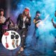 thumbnail image 3 of Disfraz Rockstar Infantil de 7 Piezas con Guitarra Inflable, 3 of 3