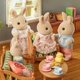thumbnail image 2 of Figuras de muñecas coleccionables Calico Critters Milk Rabbit Family, 2 of 7