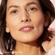 thumbnail image 4 of Base de maquillaje LAURA GELLER NEW YORK Baked Balance-N-Glow Golden Medium, 4 of 9
