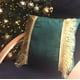 thumbnail image 2 of Funda Cojin Decorativo Diseño Festivo Verde Y Dorado 45x45, 2 of 3