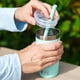 thumbnail image 4 of Vaso YETI Rambler Jr. 300 ml con tapa de pajita de silicona, color azul, 4 of 8